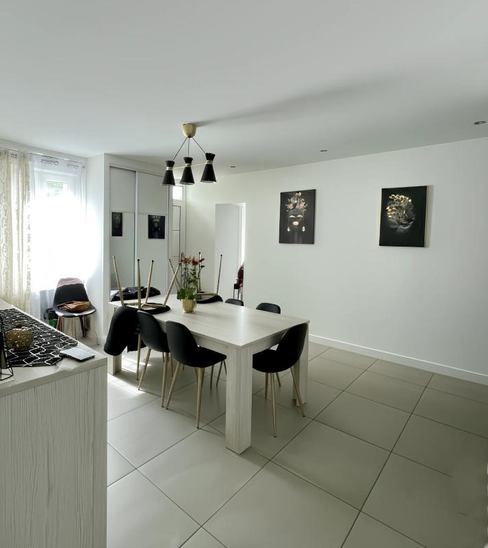 Maison - 165 m² - 5 pièces