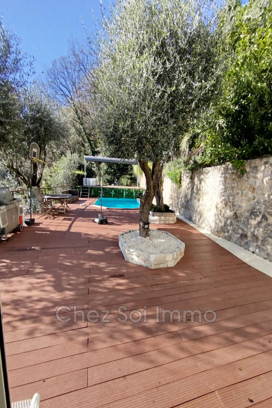 Villa - 183 m² - 7 pièces