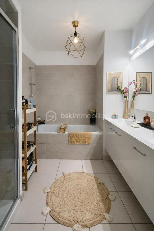 Appartement - 85 m² - 4 pièces