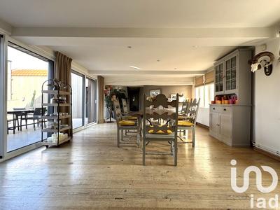 Maison de campagne - 255 m² - 6 pièces