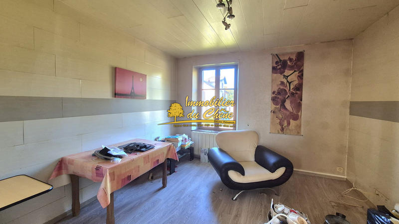 Maison - 96 m² - 7 pièces