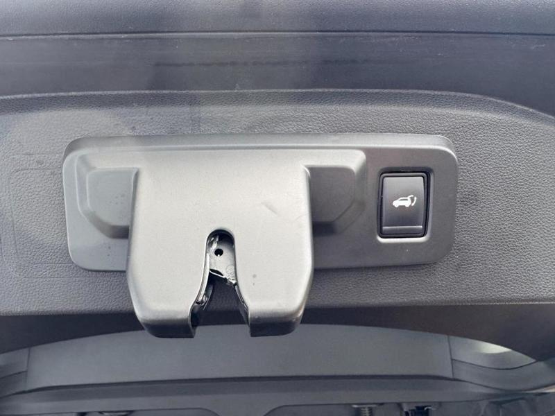 Renault Espace VI E-Tech hybrid 200 Iconic