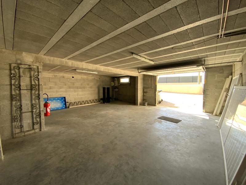 Maison jumelée - 91 m² - 5 pièces