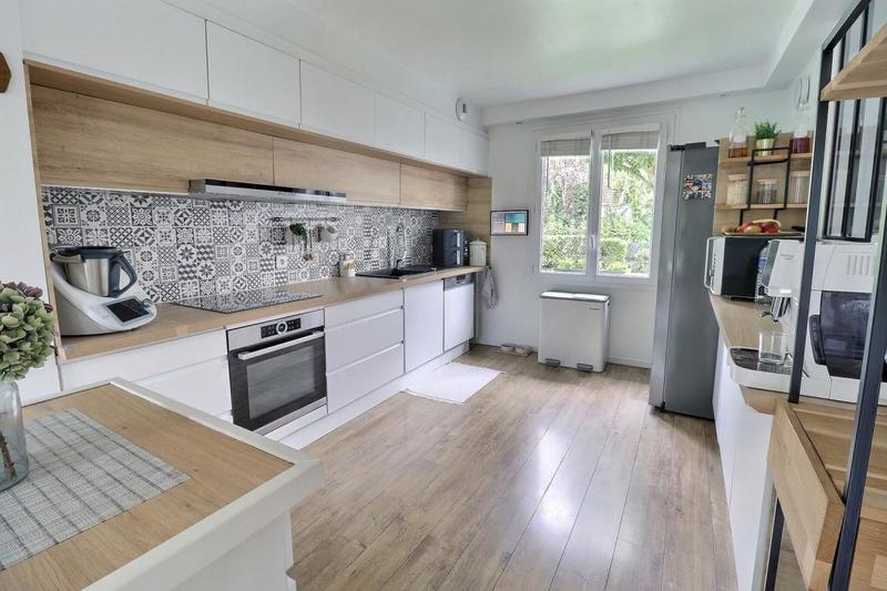 Maison - 110 m² - 6 pièces