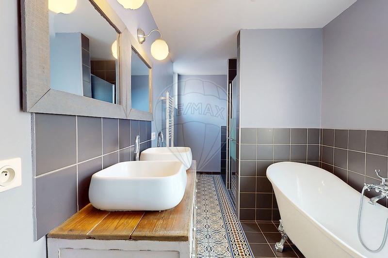 Maison - 85 m² - 4 pièces