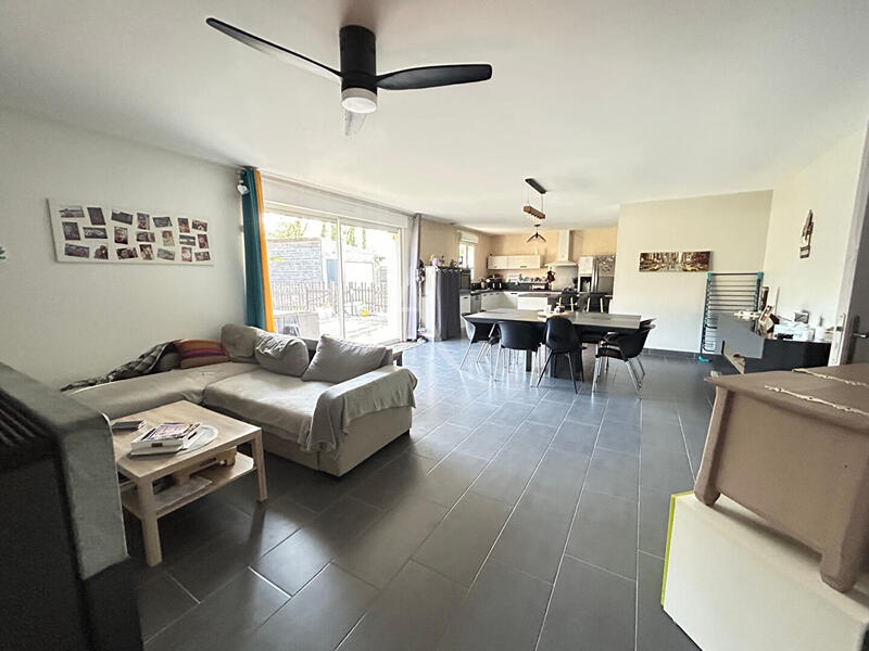 Maison - 114 m² - 6 pièces