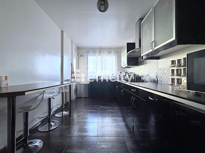 Appartement ancien - 115 m² - 5 pièces