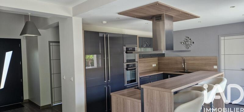 Maison - 168 m² - 5 pièces