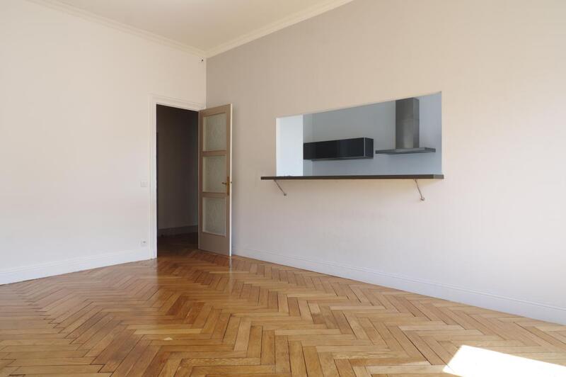 Appartement - 200 m² - 6 pièces