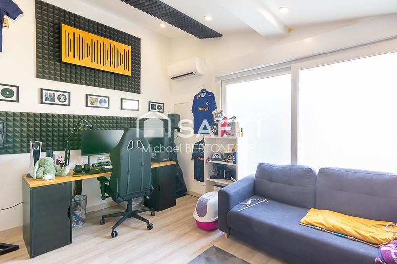 Maison - 175 m² - 7 pièces