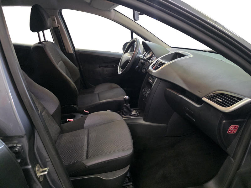 Peugeot 207 - 1.6 HDi 90 Cv 99g - 4 Cv