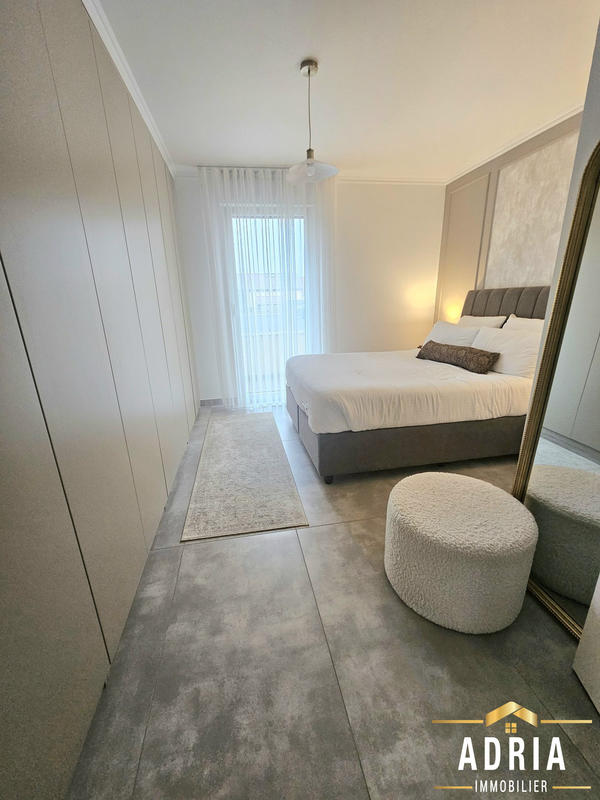 Appartement - 75 m² - 3 pièces