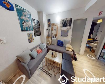 Chambre - 90 m² - 1 pièce