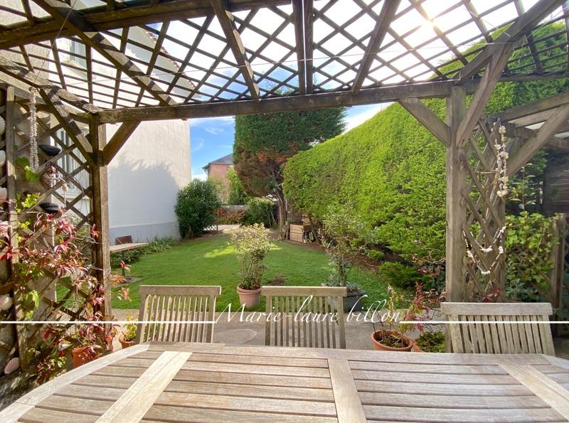 Maison - 175 m² - 8 pièces