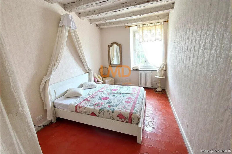 Maison - 185 m² - 7 pièces