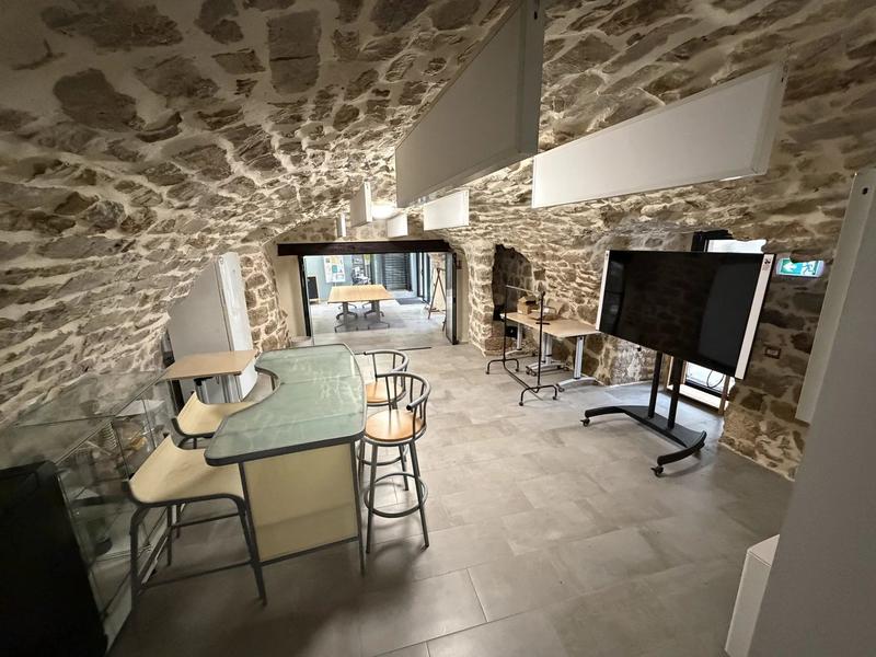 Bureau - 52 m² - 2 pièces