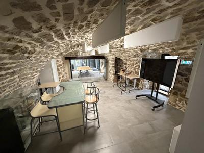 Bureau - 52 m² - 2 pièces