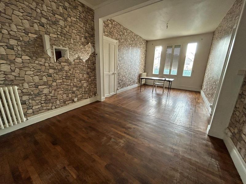 Maison - 140 m² - 6 pièces