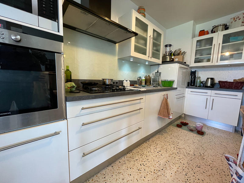 Appartement - 110 m² - 6 pièces