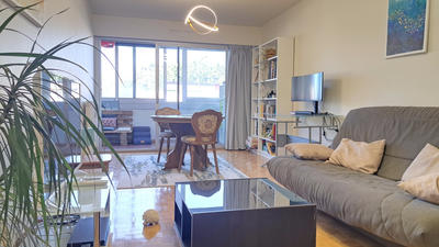 Appartement - 79 m² - 3 pièces