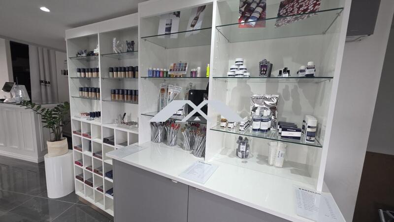 Fonds de commerce - Services - 80 m²