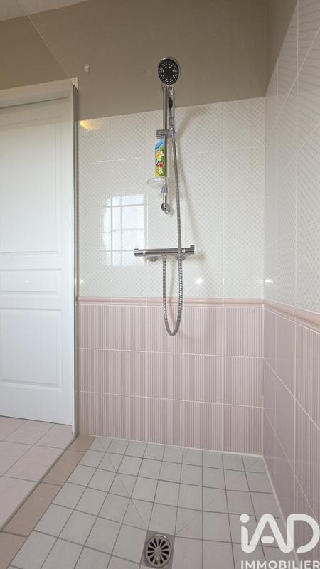 Maison - 240 m² - 9 pièces