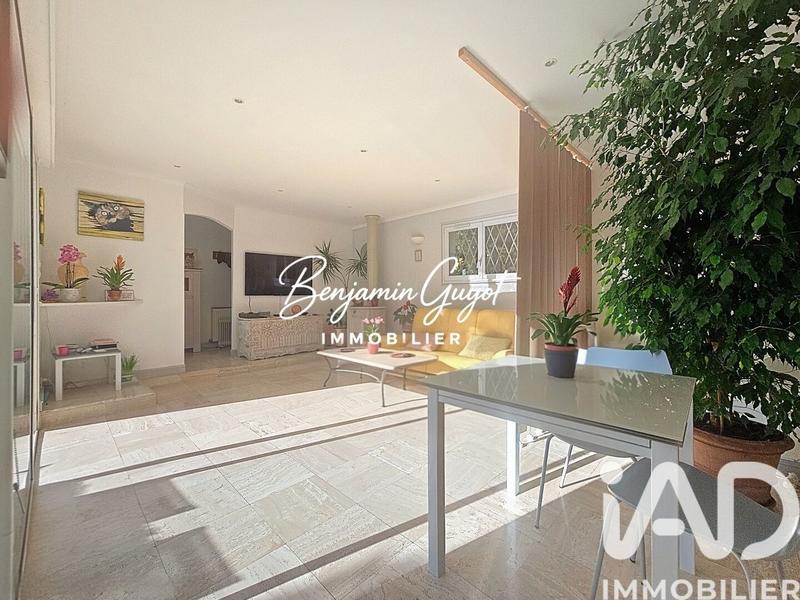 Maison - 122 m² - 5 pièces