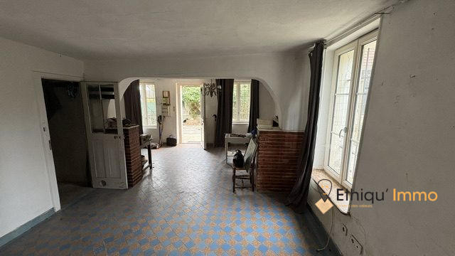 Maison ancienne - 150 m² - 3 pièces
