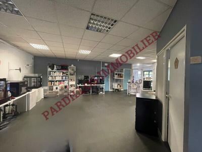 Bureau - 104 m² - 4 pièces