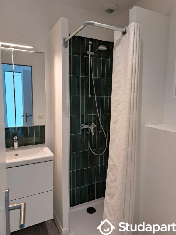 Chambre - 15 m² - 1 pièce