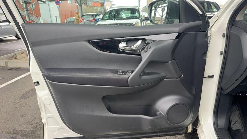 Nissan Qashqai II 1.3 Dig-T 140 n-Connecta