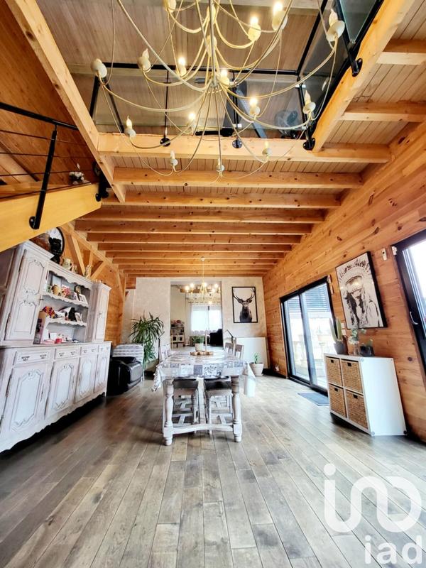 Maison - 179 m² - 5 pièces