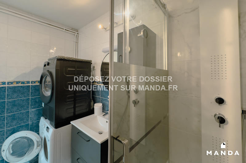 Chambre - 10 m² - 6 pièces