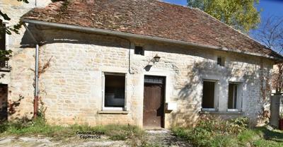 Maison en pierre - 104 m² - 4 pièces