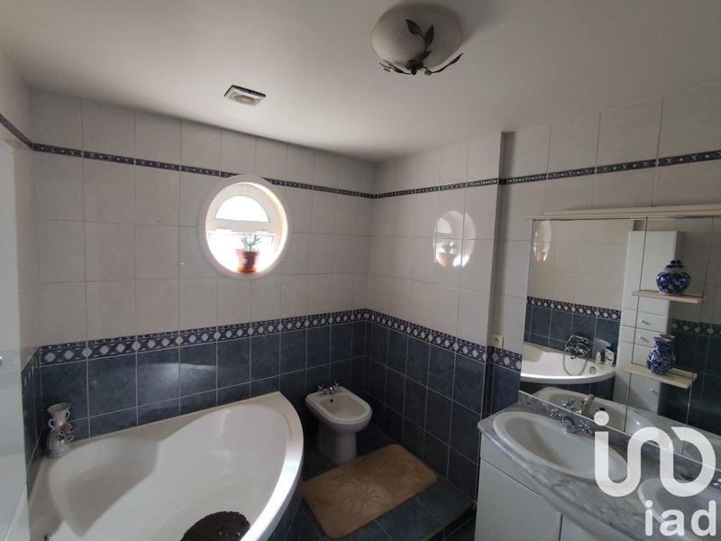 Maison - 145 m² - 7 pièces