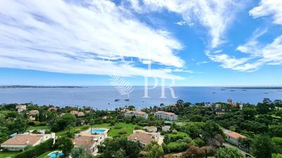 Appartement - 121 m² - 3 pièces