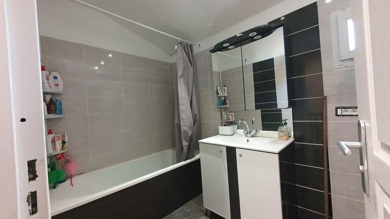 Maison - 119 m² - 7 pièces