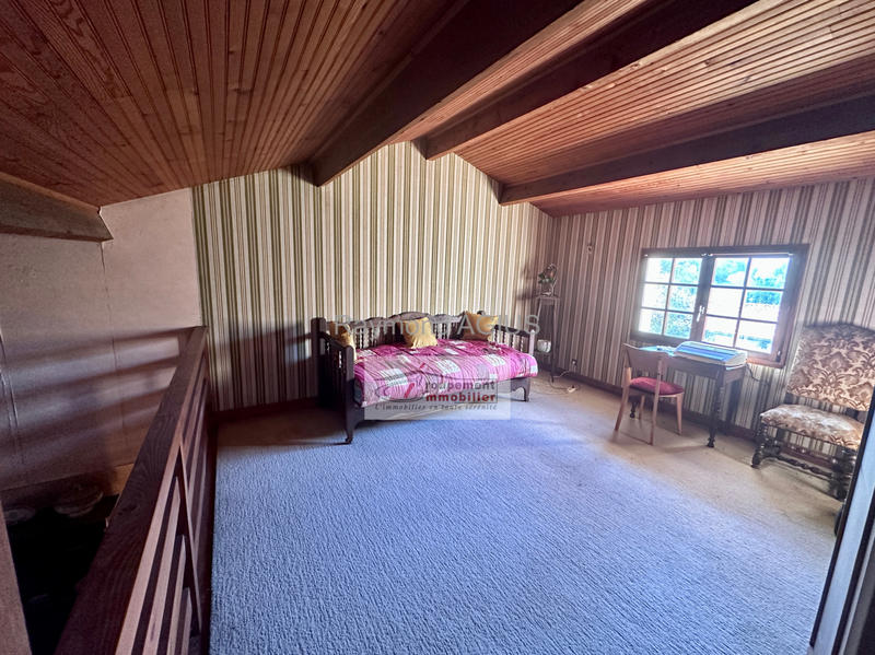 Maison - 219 m² - 13 pièces