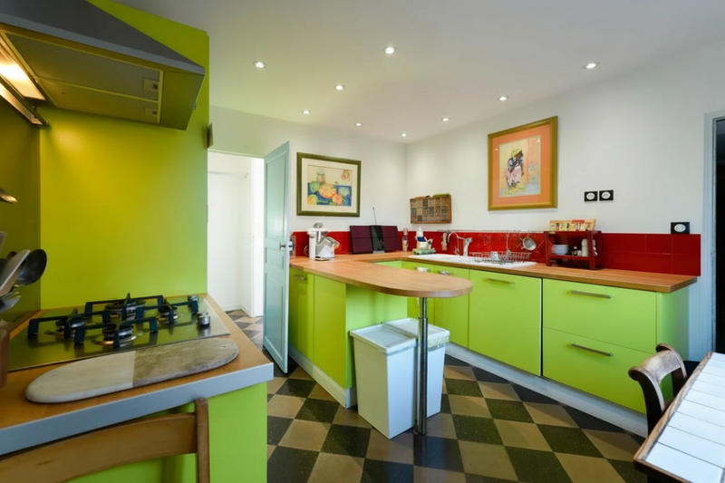 Maison - 297 m² - 11 pièces