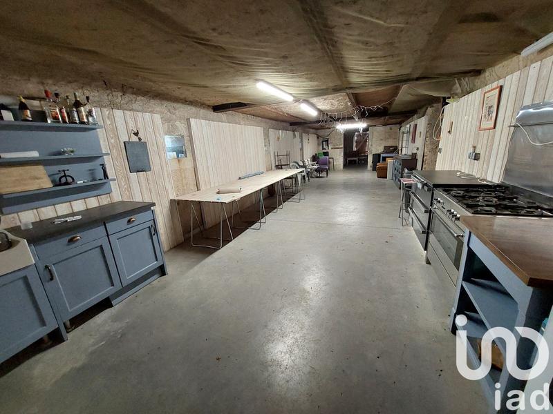 Maison - 269 m² - 15 pièces