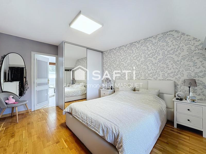 Maison - 136 m² - 6 pièces