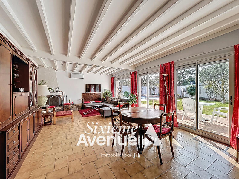 Maison - 101 m² - 4 pièces