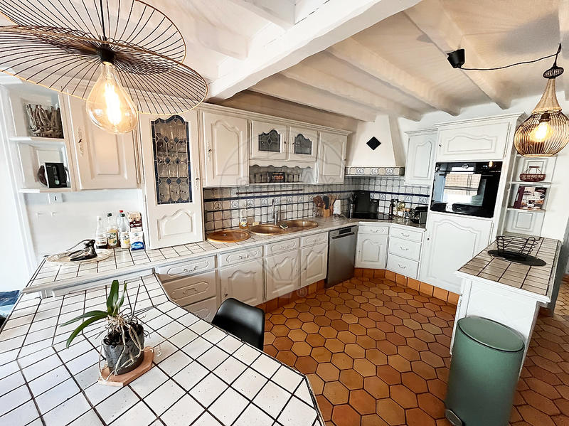 Maison - 166 m² - 6 pièces