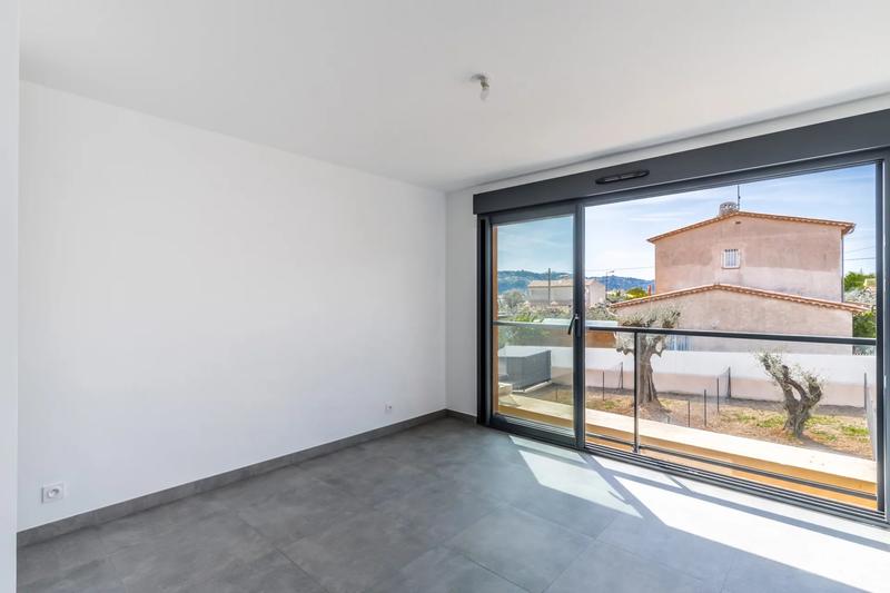Immeuble - 308 m² - 14 pièces