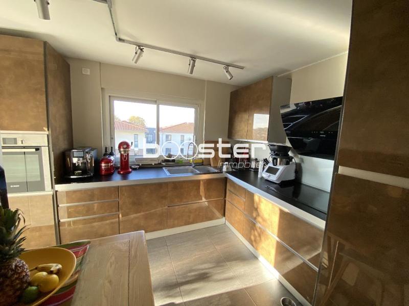 Appartement ancien - 98 m² - 4 pièces