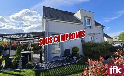 Maison - 105 m² - 5 pièces