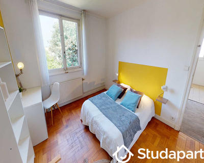 Chambre - 170 m² - 1 pièce