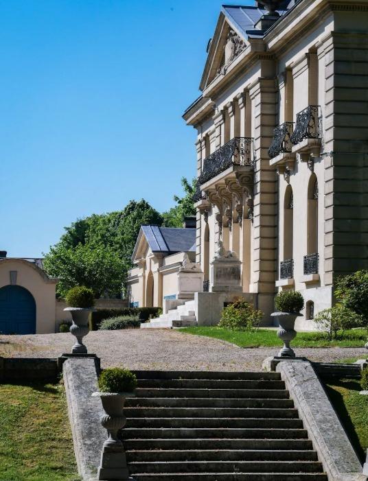 Manoir - 1 000 m² - 30 pièces