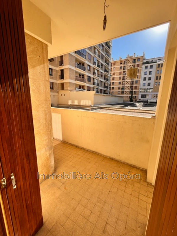 Appartement - 61 m² - 2 pièces