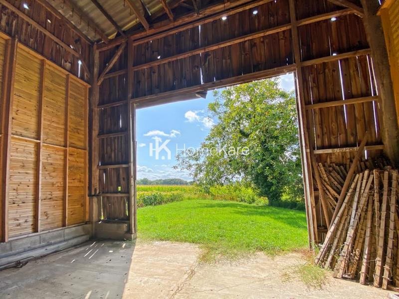 Propriété - 270 m² - 5 pièces